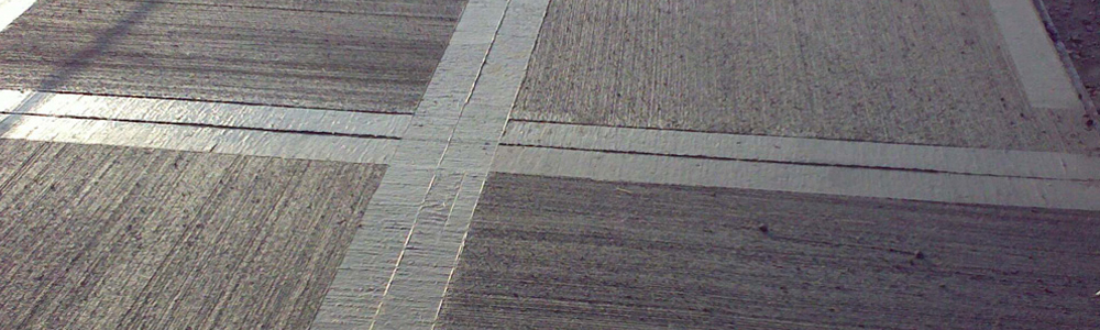 fırçalı saha beton
